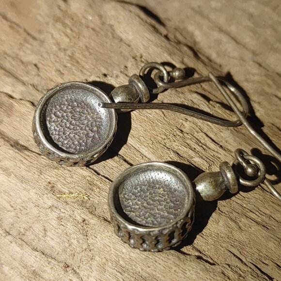 Vintage Sterling Silver Green Glass Dangle Earrings Round Bezel Settings Boho - Picture 6 of 13